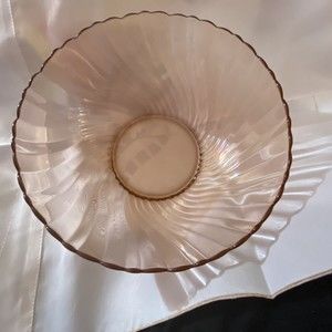 VTG Large Arcoroc France Rosaline Pink Swirl Scalloped Serving Bowl 10"